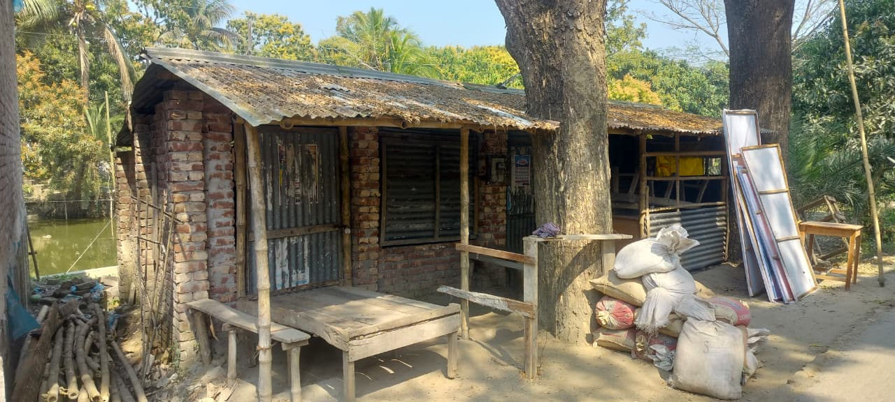 তালায় যুবদলের কার্যালয় দখলের অভিযোগ, পাল্টাপাল্টি দাবি