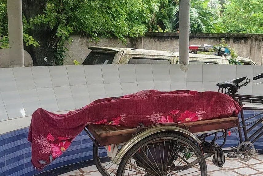 শিশুদের ঝগড়াকে কেন্দ্র করে সং-ঘর্ষে মোল্লাহাটে ভ্যানচালক নি/হ/ত