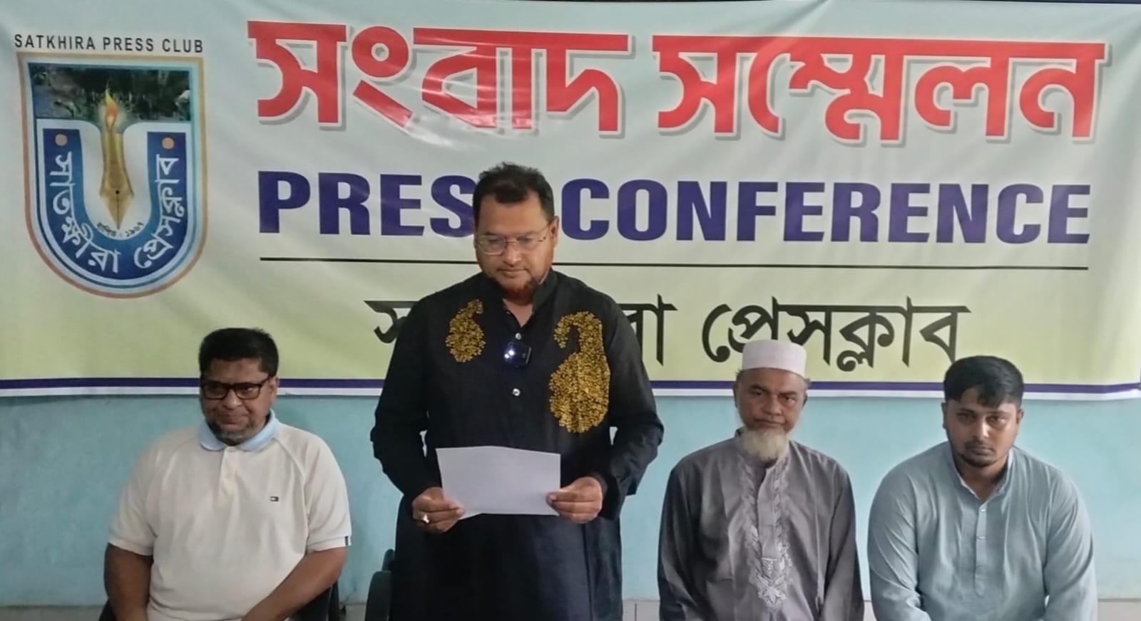 জমি-সংক্রান্ত বিরোধের জেরে সাতক্ষীরার বৈচানায় হা ম লায় আ হ ত হওয়ার অভিযোগে, থানায় মামলা