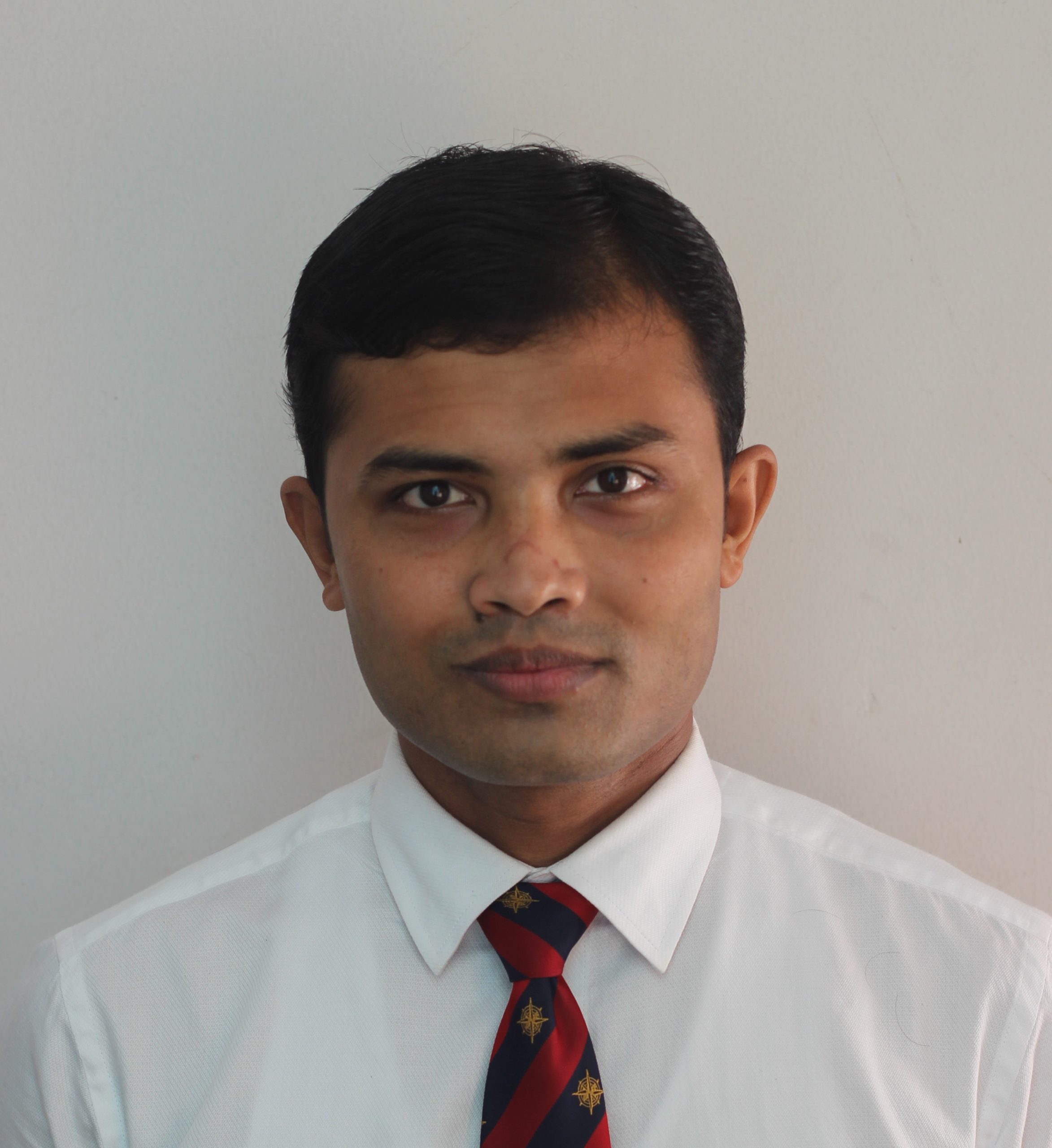 নিরাপদ খাদ্য কর্মকর্তা দীপঙ্কর দত্তকে  টাকা দিলেই মেলে পচা খাবারেও হাইজিন গ্রেডিং সনদপত্র !