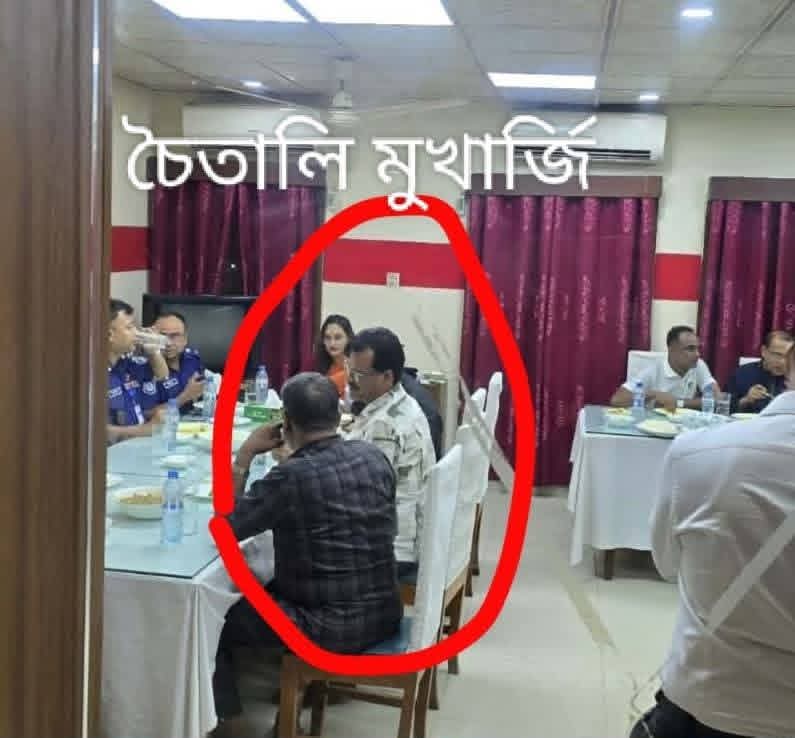 কখনো আওয়ামী লীগ, কখনো বিএনপি: দল বদলের পালায় বহুরূপী চৈতালি মুখার্জি!