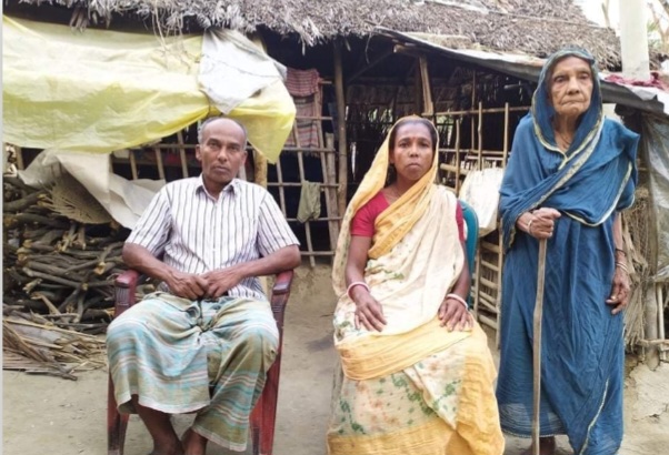 পাঁচ বছরে ও মেলেনি বিধবা ভাতার কার্ড,নানা অজুহাতে হয়রানির অভিযোগ অসহায় পরিবারের 