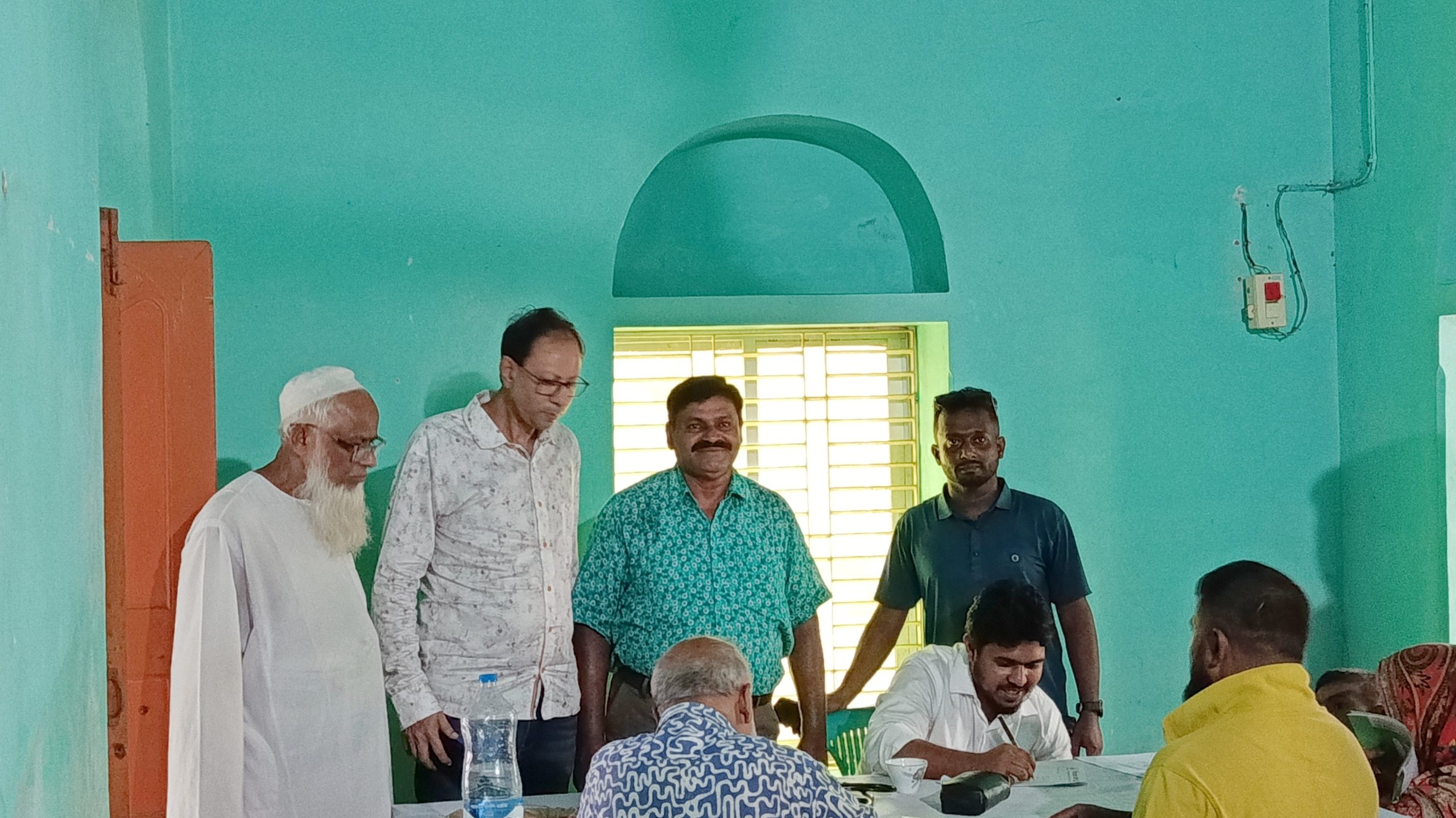 দেবহাটায় ফিরোজা মজিদ ট্রাস্টের ফ্রি মেডিকেল ক্যাম্প