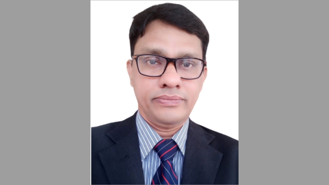ডাক ও টেলিযোগাযোগ মন্ত্রনালয়ের সচিব হলেন দেবহাটার সন্তান ড. মোঃ কামরুজ্জামান